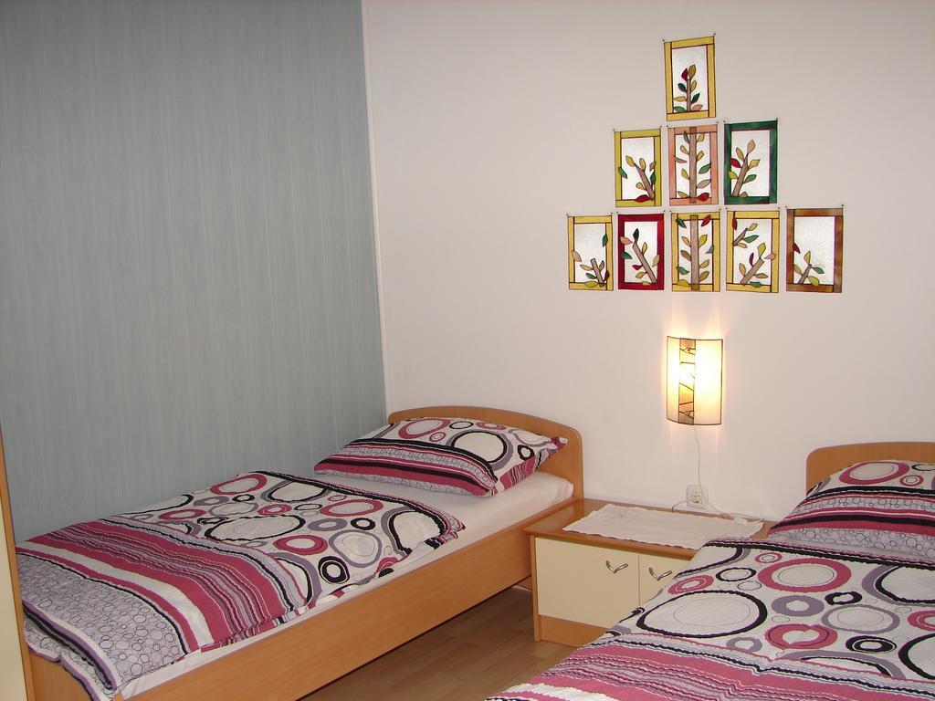 Apartma Veverin Lokve Esterno foto
